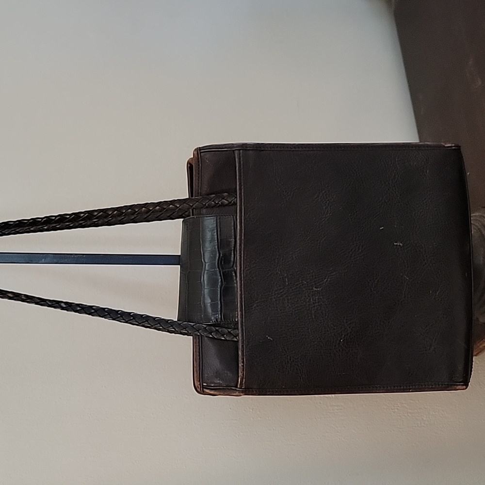 Brighton Brown Croc Leather Shoulder Bag - Picture 8 of 15